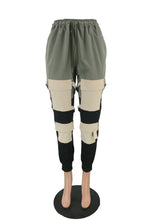 Load image into Gallery viewer, Camouflage Print Hight Waist Cargo Pants
